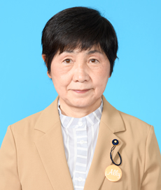 顔写真:前屋敷 恵美